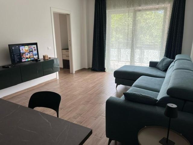 Sn Sunny Suite L'Aquila Bagian luar foto
